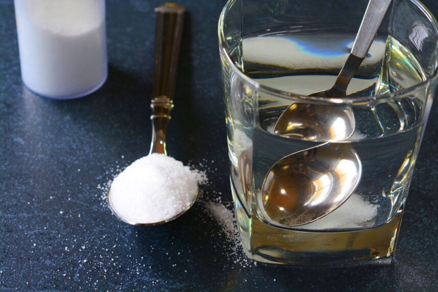 what-kills-a-sore-throat-fast-overnight-5-remedies-optum-perks