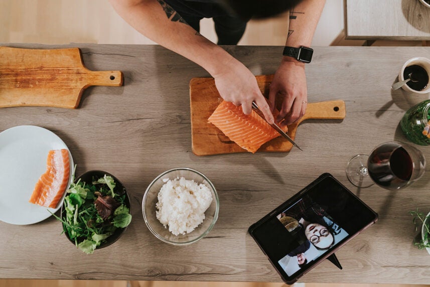 what-is-the-most-effective-diet-for-hashimoto-disease-optum-perks
